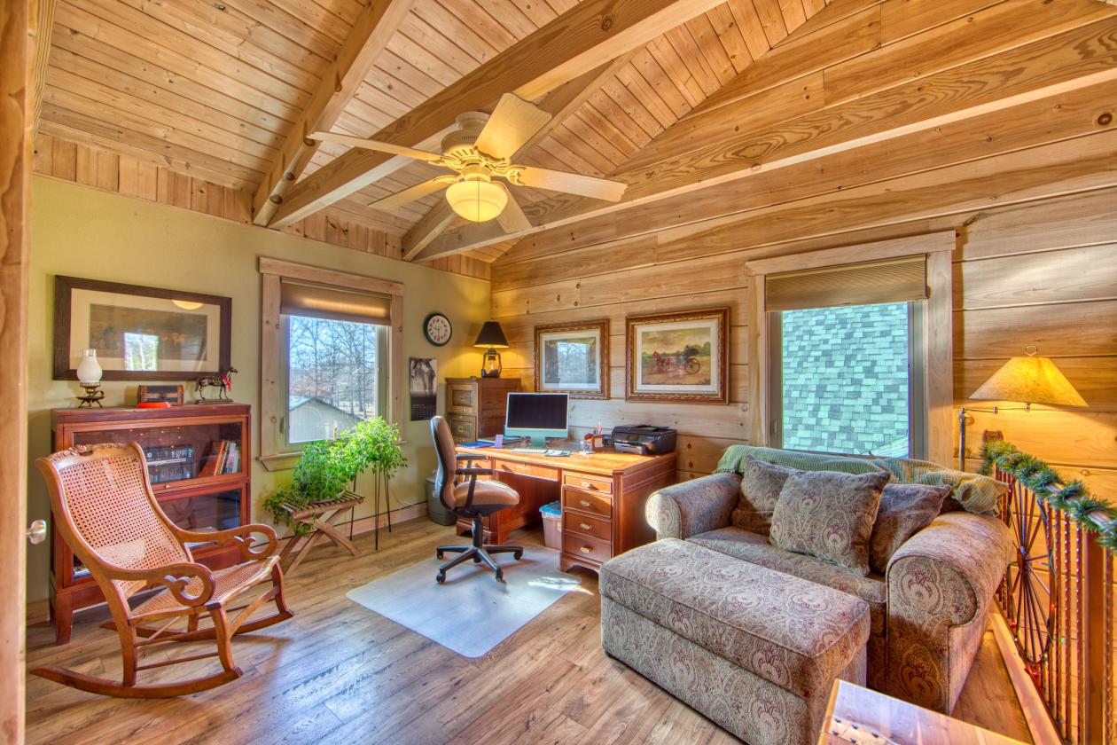 TRUE Honest Abe LOG HOME-9.14 acres - Spruce Creek - photo 14
