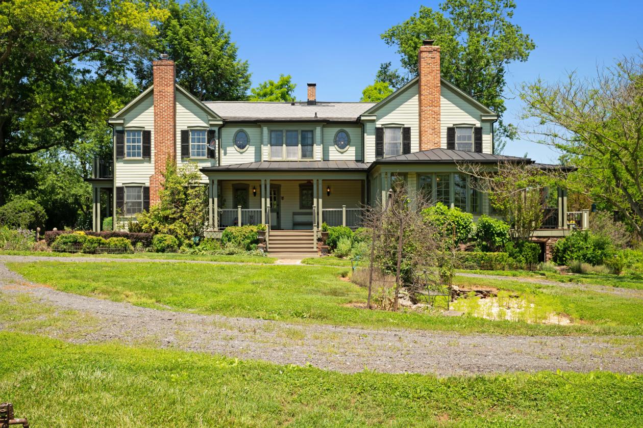 Equestrian Estate - Expanded Home, Barn & Arena! - photo 3