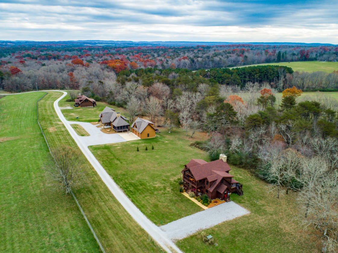 Home with Views of Lake and Equestrian Center at Long... Spencer, Van