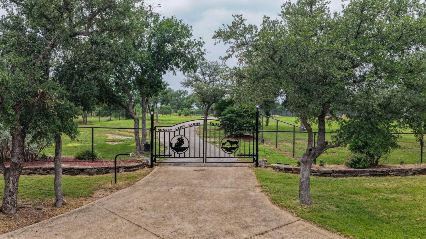 11 acre Equestrian Ranch with Lake Buchanan VIEWS - photo 15