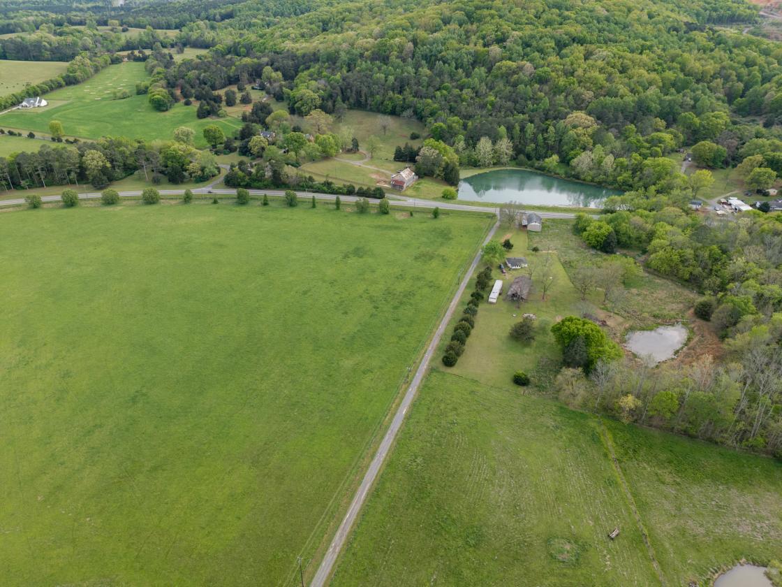 54 Acre Farm with 2 Houses - photo 11