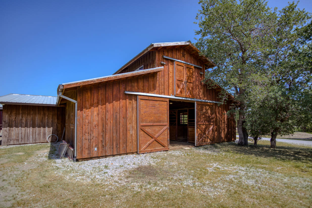 Luxury Equestrian Estate with Covered Arena Palo Cedro, Shasta County, California