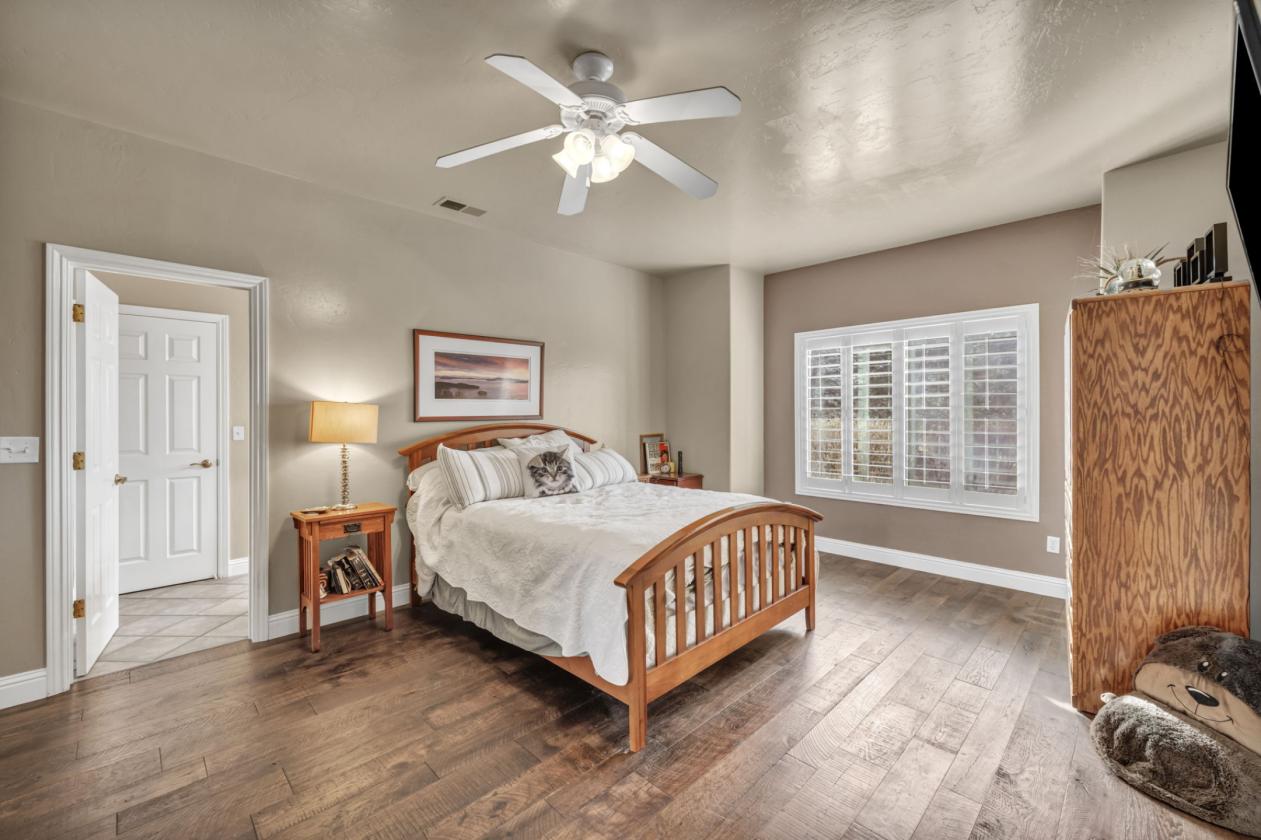 Privacy, Space, and Sierra Mountain Views - photo 25