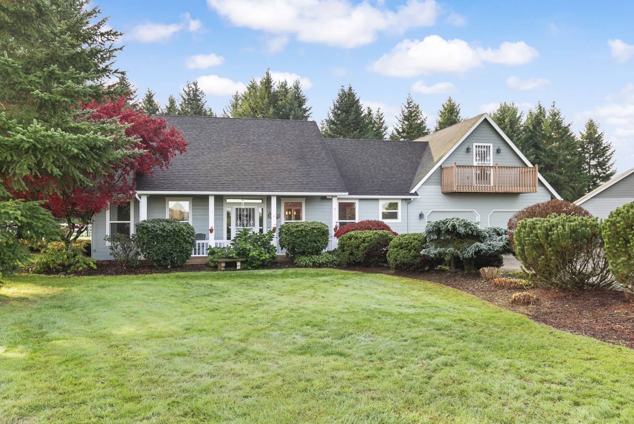 Horse Property for sale.