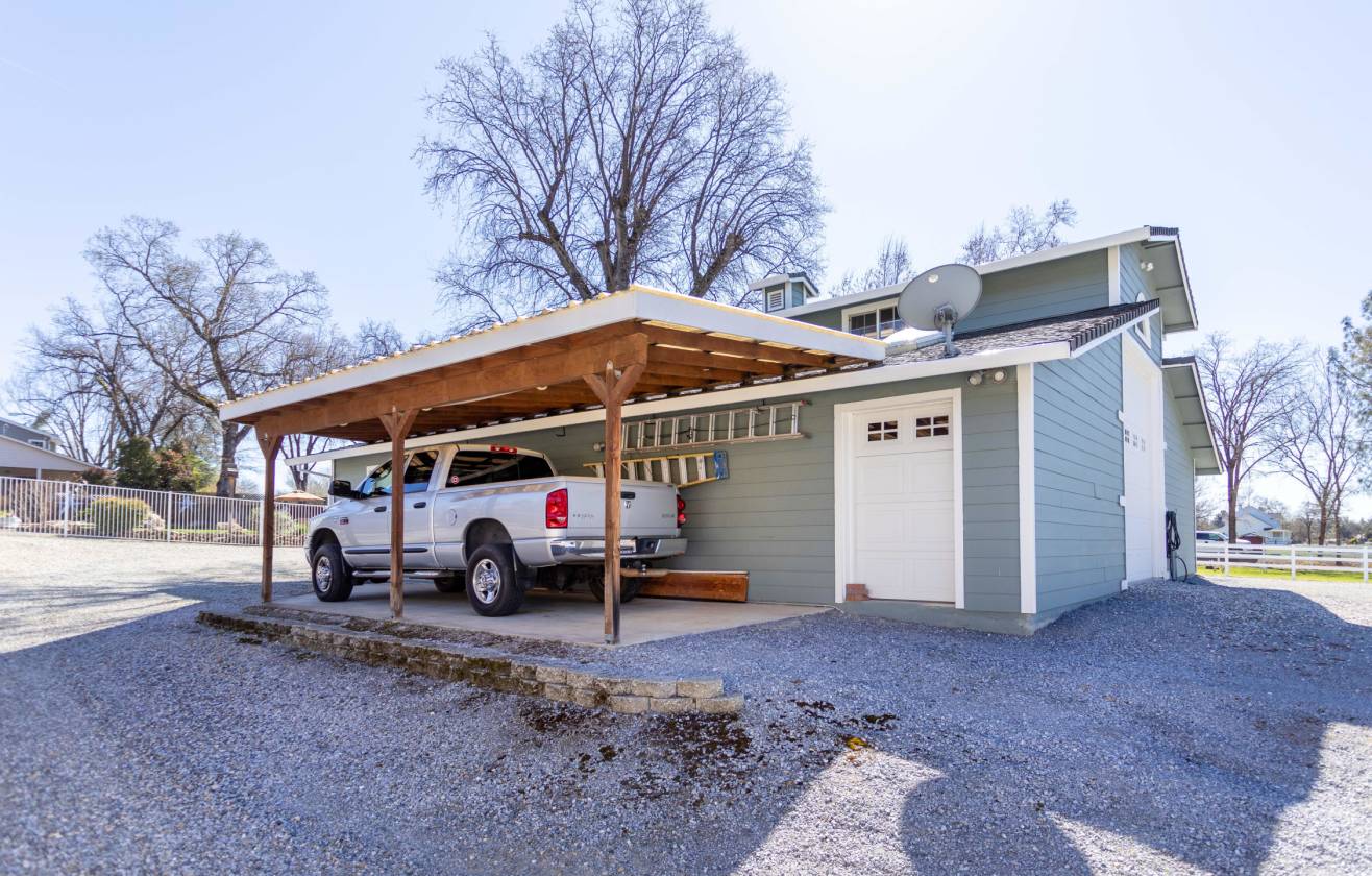 Manageable property that defines Palo Cedro living Palo Cedro, Shasta