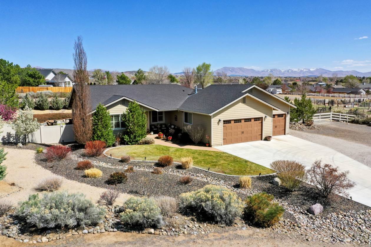 Horse Property for sale.