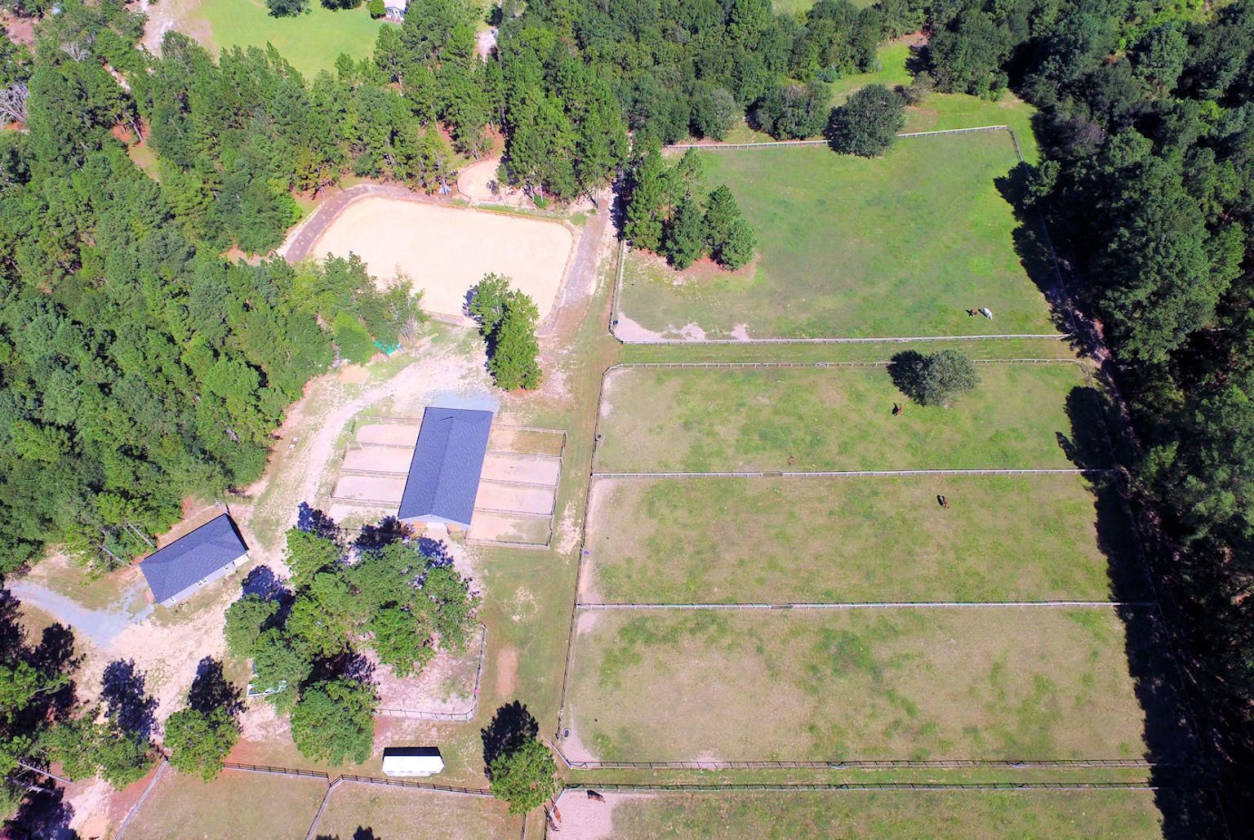 Beautiful Equestrian Paradise Minutes from the Carolina Horse Park Raeford, Hoke County, North