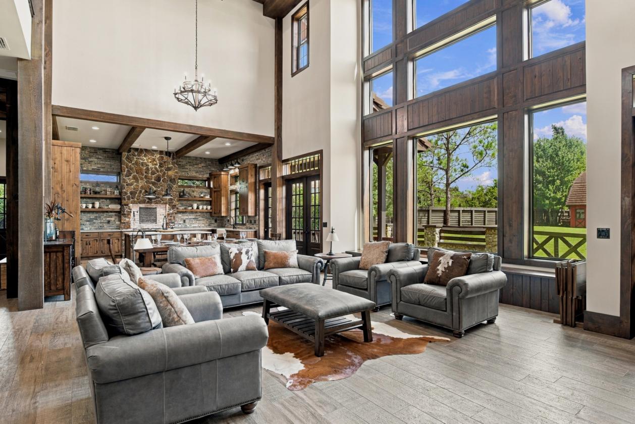 SW Orlando Splendid "Farm" Estate - photo 4