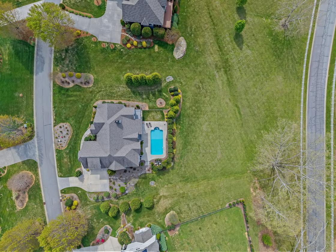 Luxury Home with Equestrian Lifestyle Access - photo 29