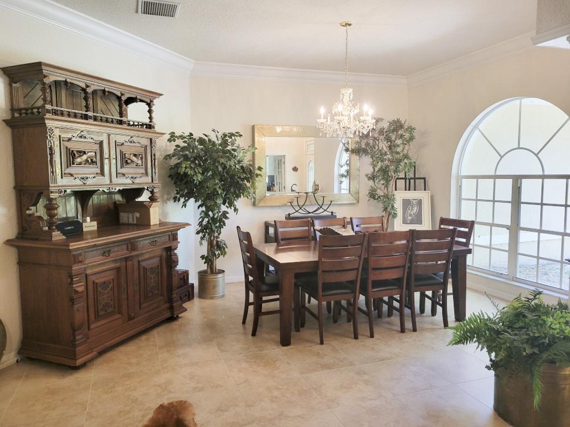 Looking for Old Florida vibes with modern amenities - photo 7