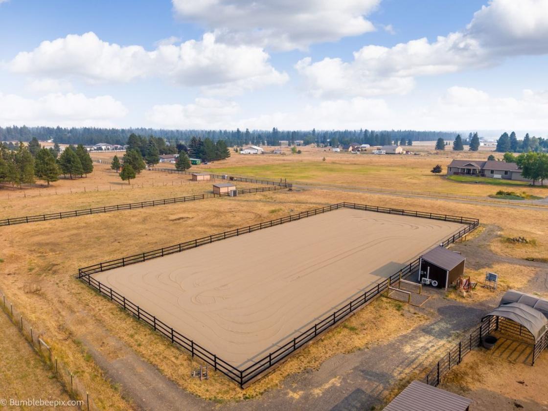 Income Producing 10 Acre Equestrian Facility - photo 2