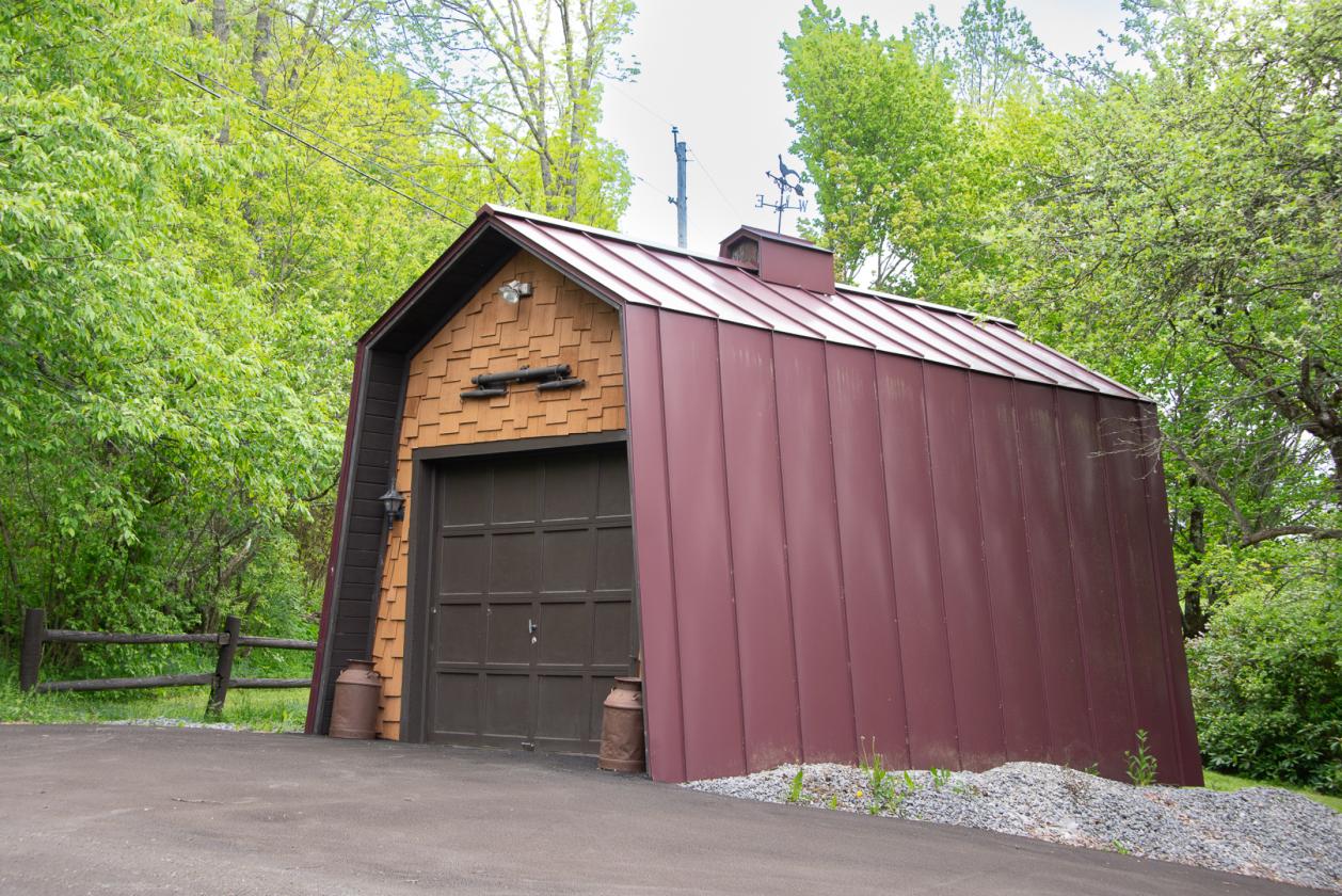 9 Beautiful Acres,  Home, Barn, Garages, etc - photo 16