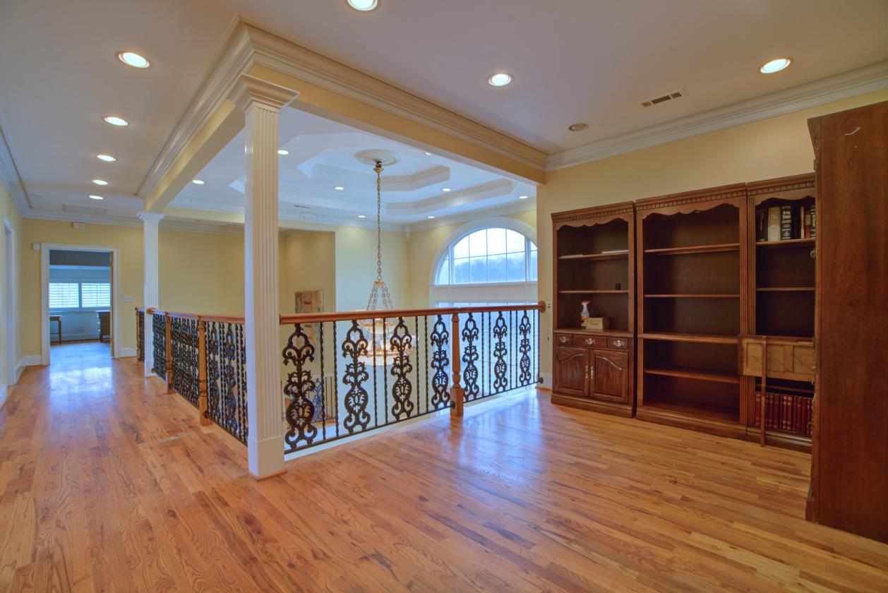 Private 170 Acre Estate With 27 Acre Lake - photo 25