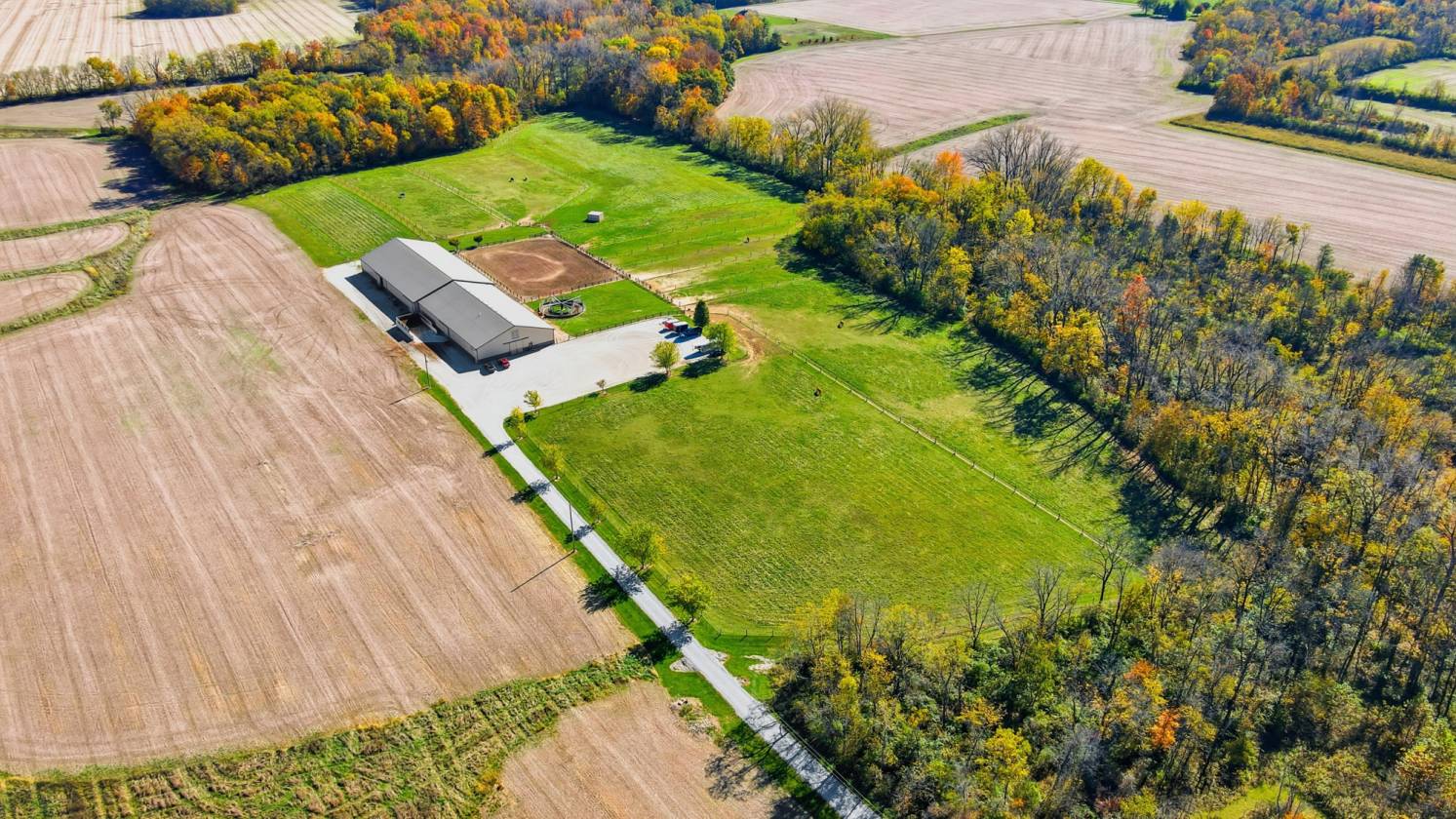 Professional Equestrian Facility  on 17 acres - photo 3