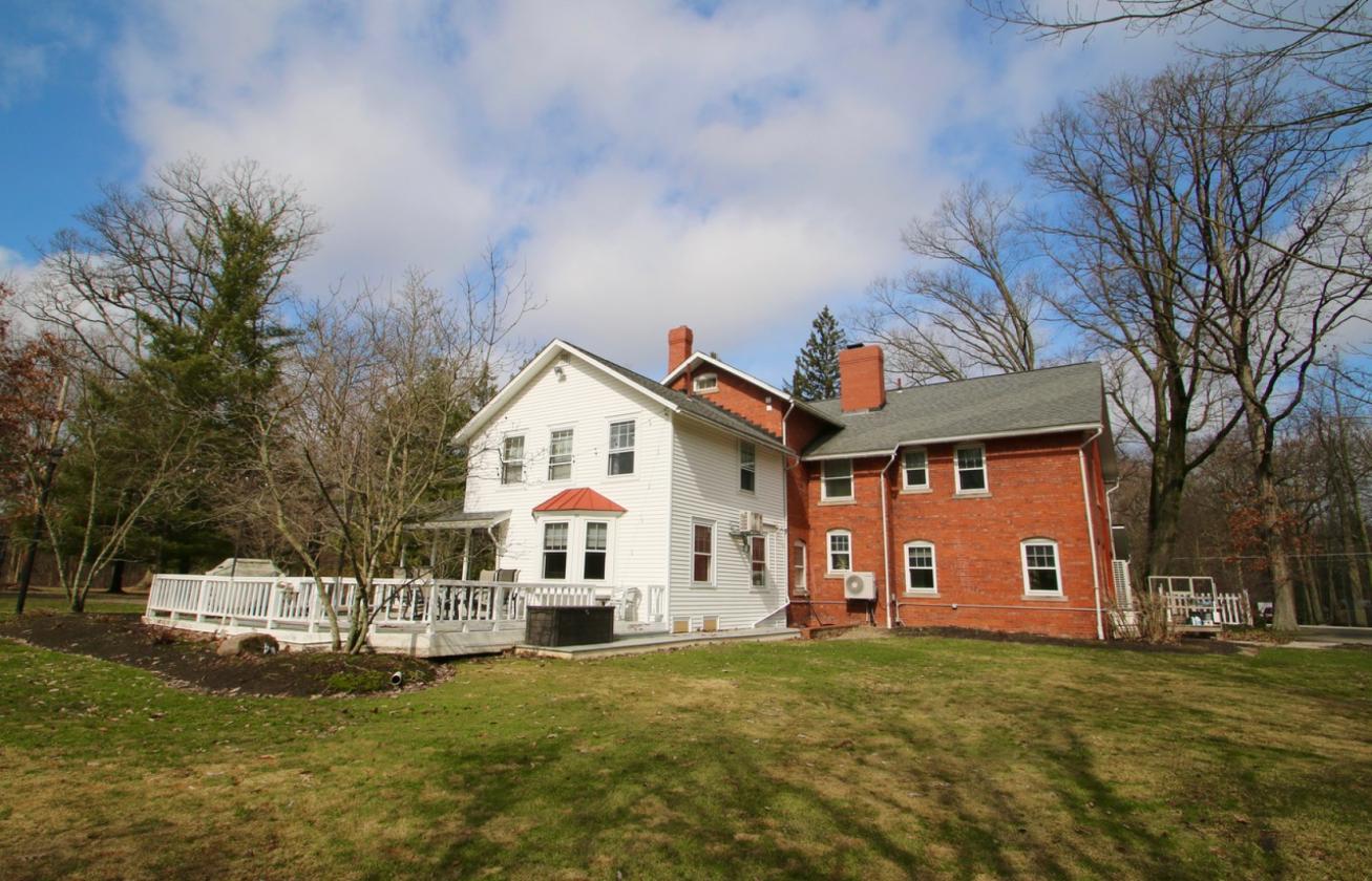 Rare Find Horse Property on 5.7 Acres - photo 10