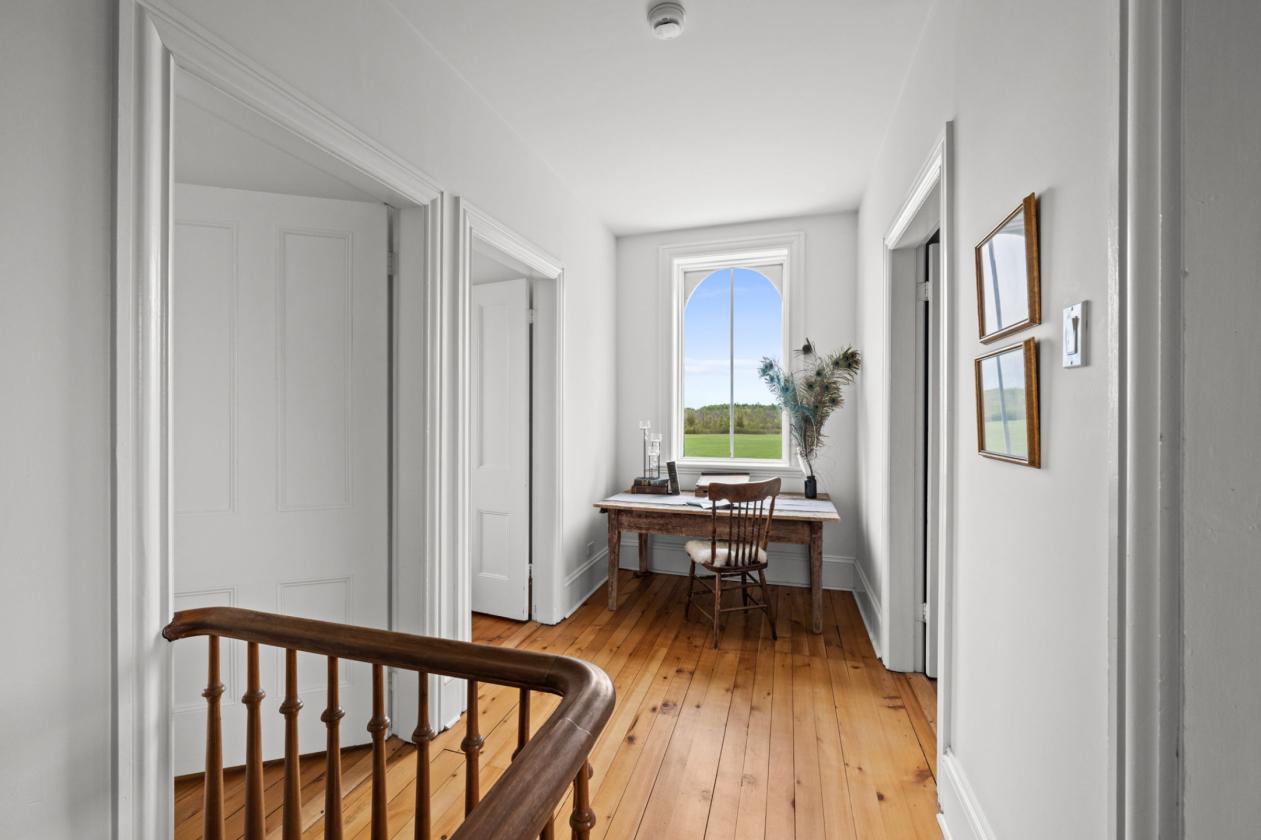 Turnkey equestrian farm w/renovated house/barns! - photo 21