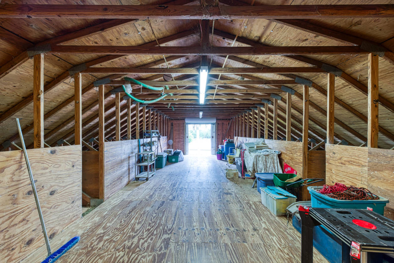Horse Boarding or Training Facility just north of Vero Beach