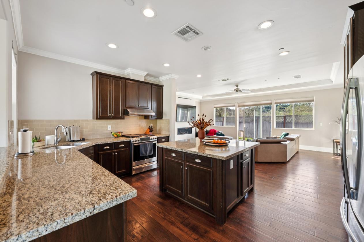 Wine Country Compound with Equestrian Facilities - photo 6