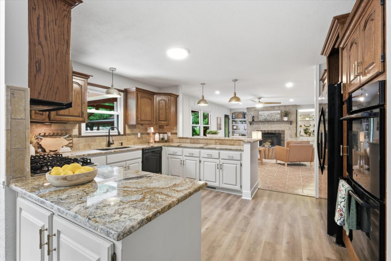 Premier Equestrian Estate on Nearly 20 Acres - photo 20