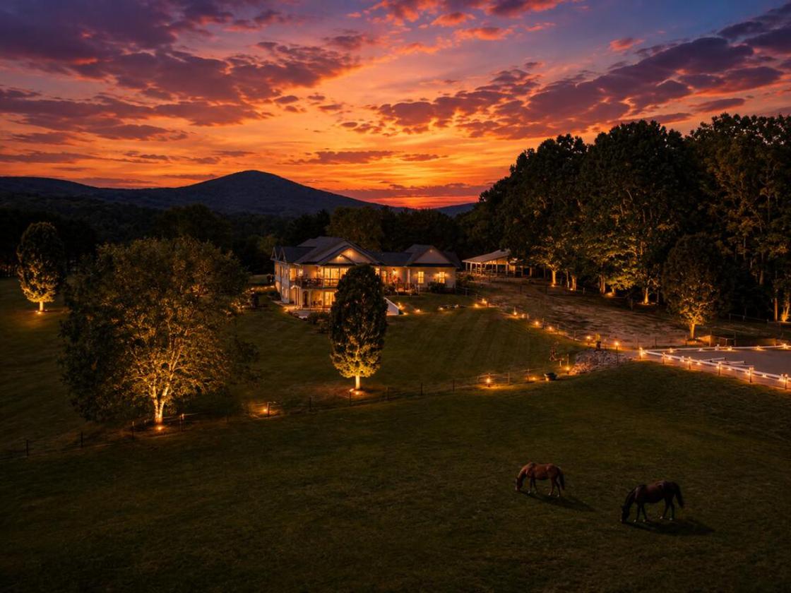 Mountain Equestrian Estate on 7.84 Acres - photo 1