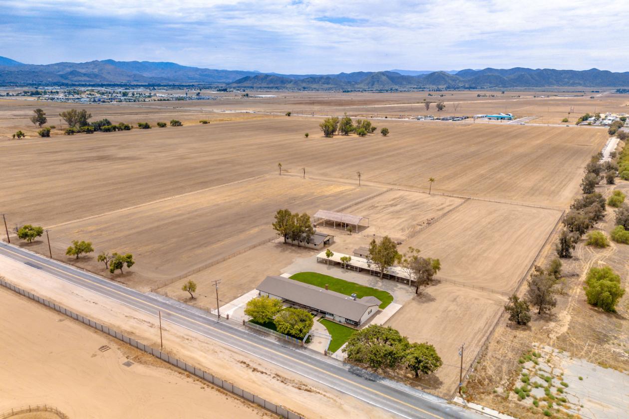 Updated Equestrian Estate with Covered Arena - photo 27