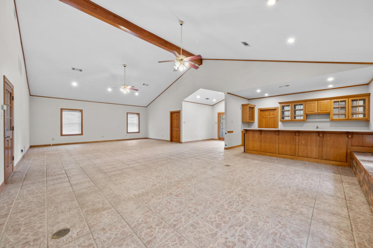Beautiful Equestrian Ranch - photo 15