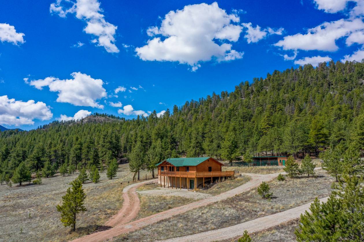 Horse Property for sale.