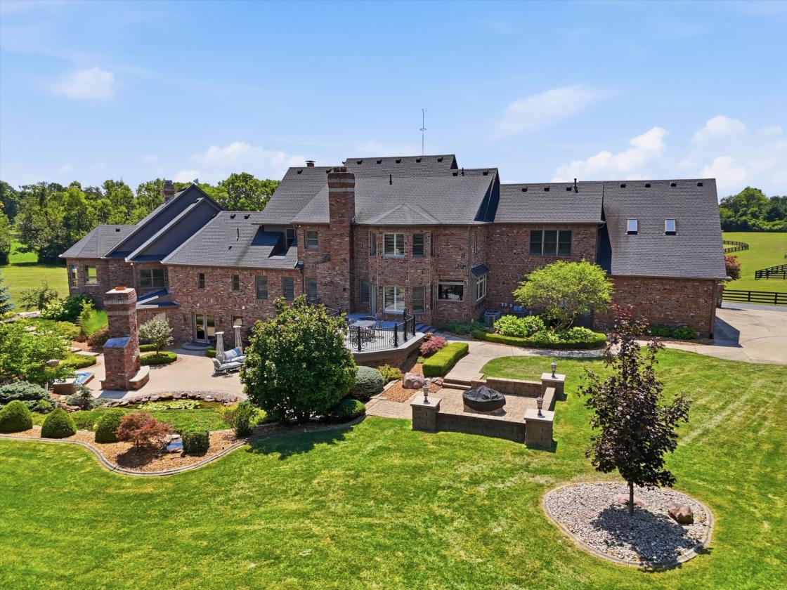 Extraordinary Equestrian Estate - photo 2