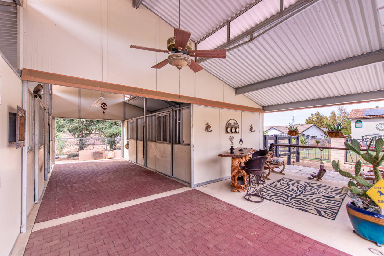 RARE HORSE PROPERTY!! Simi Valley, Ventura County, California