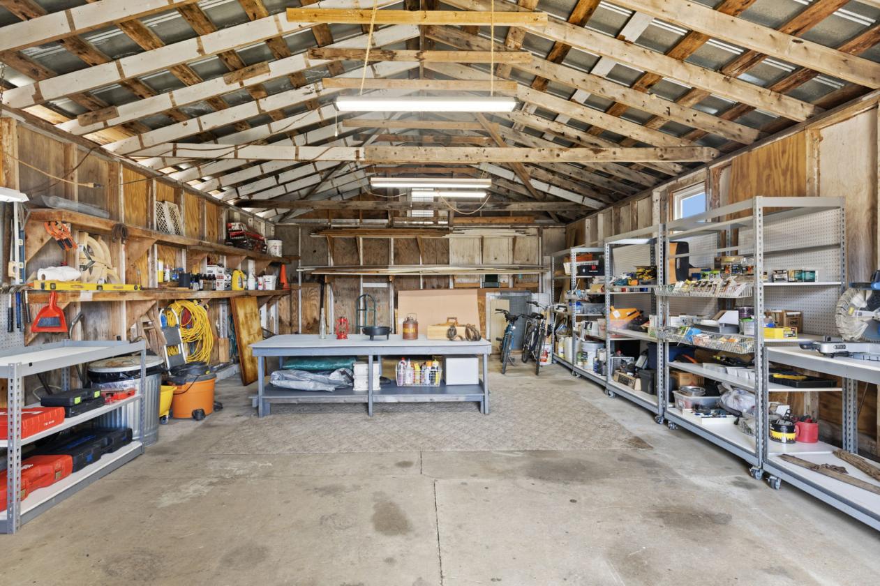 Sunny Side Up Farm | 9-Stall Equestrian Estate - photo 29