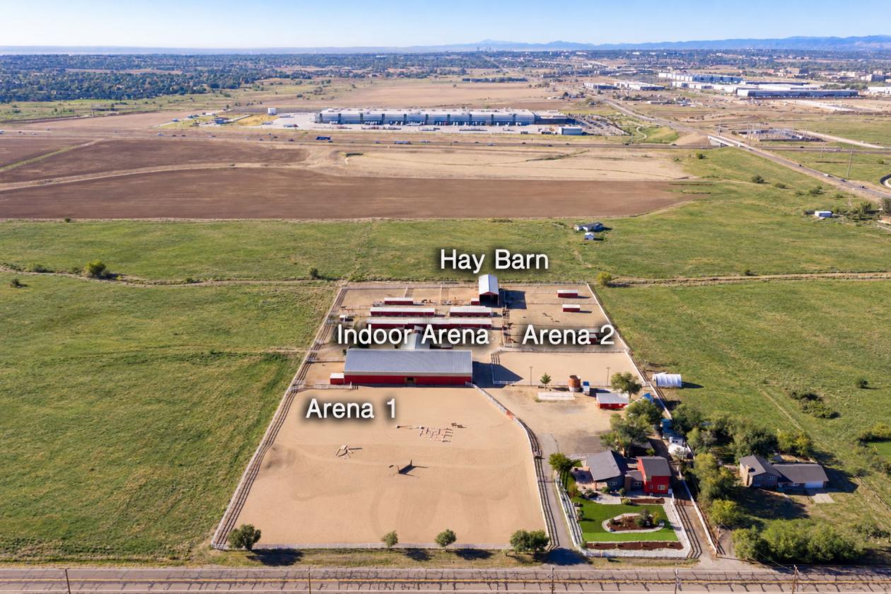 Exceptional 6.9-Acre Equestrian Property - photo 5