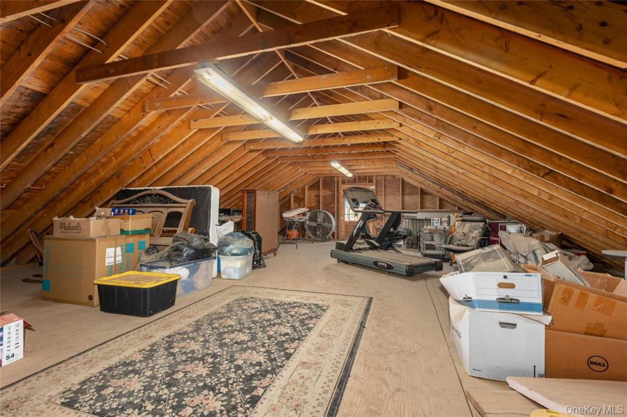 Spectacular 100+ Acre Equestrian Estate - photo 15