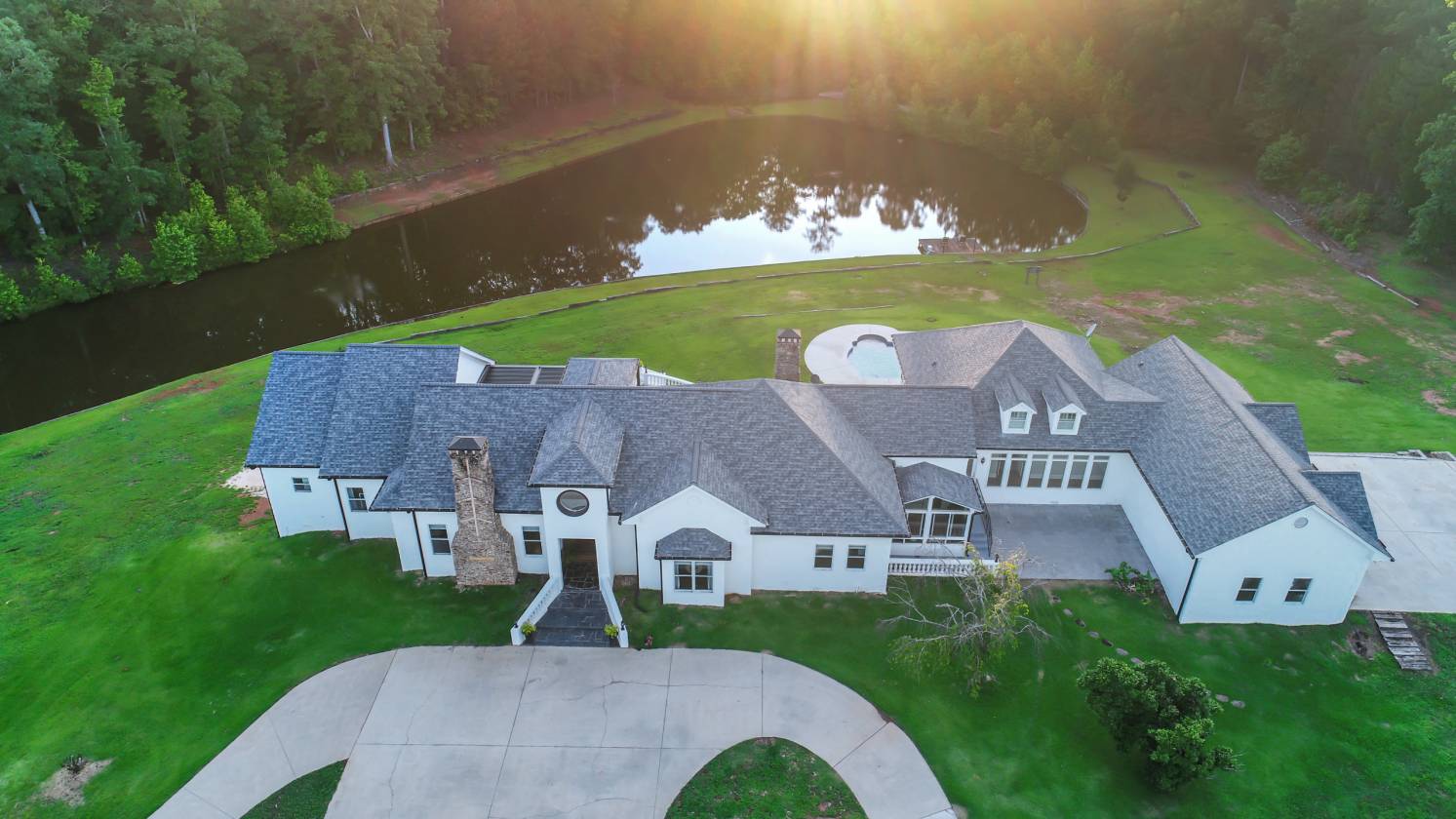 Horse Property for sale.