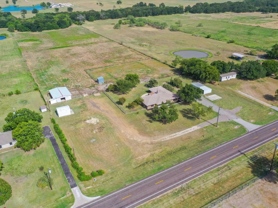 Horse Property for sale.