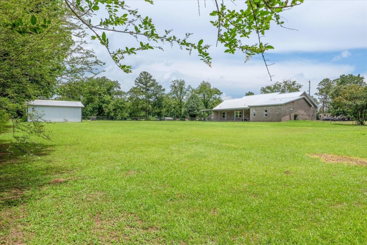 Equestrian Estate on 7.6 Acres - photo 19