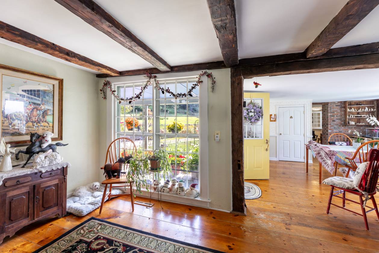Horse property with antique home - photo 12