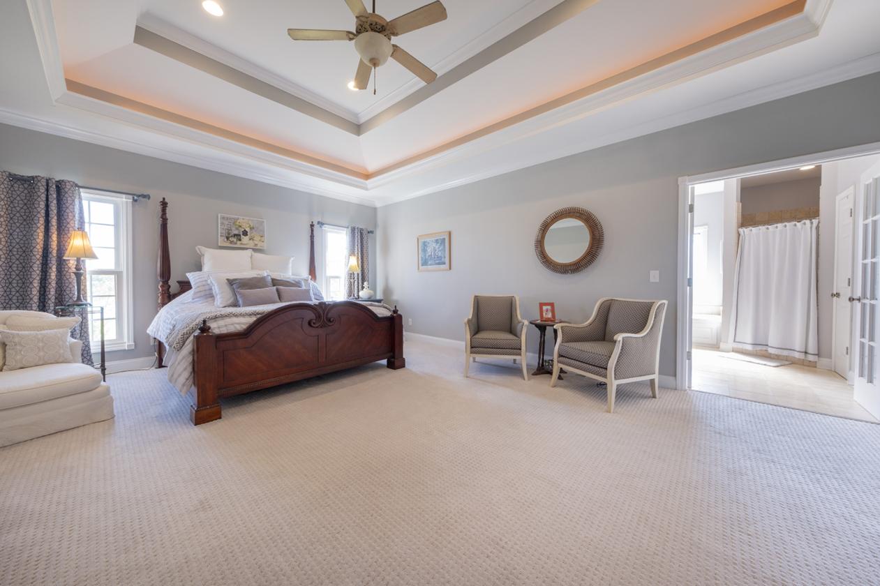LUXURY HOME IN AMAZING EQUESTRIAN COMMUNITY - photo 16