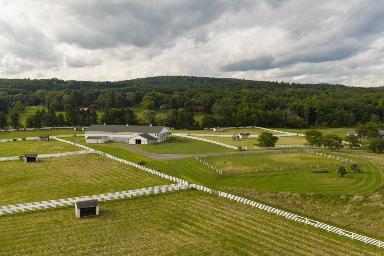 Equestrian Property with Modern Home and Fab Views - photo 20