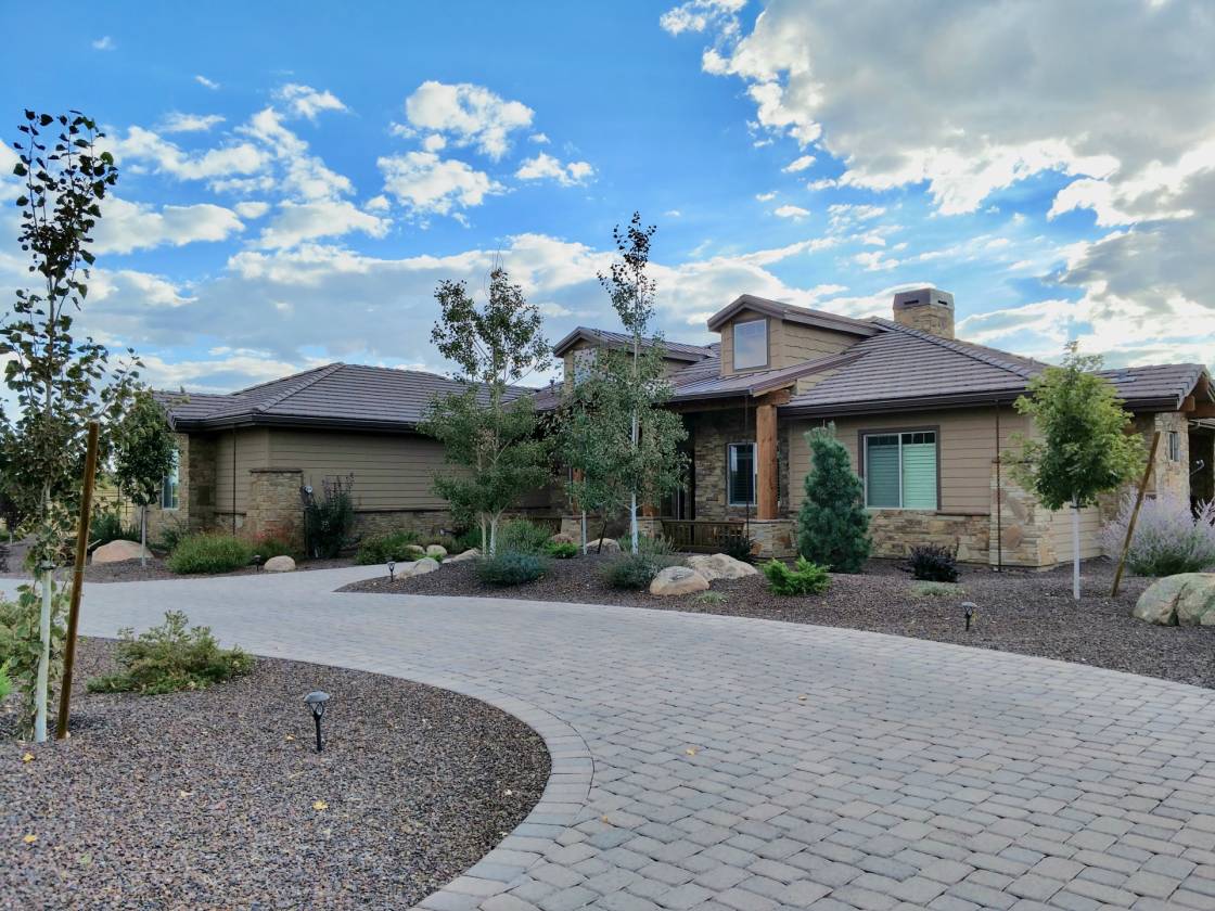LIVE IN NORTHERN ARIZONA'S PREMIERE EQUESTRIAN COMMUNITY IN BEAUTIFUL PRESCOTT! Prescott