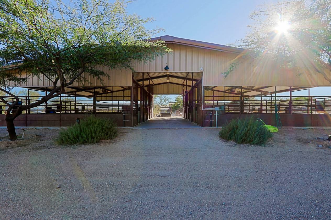 *PRICE Drop*PREMIER EQUESTRIAN TRAINING FACILITY - photo 25