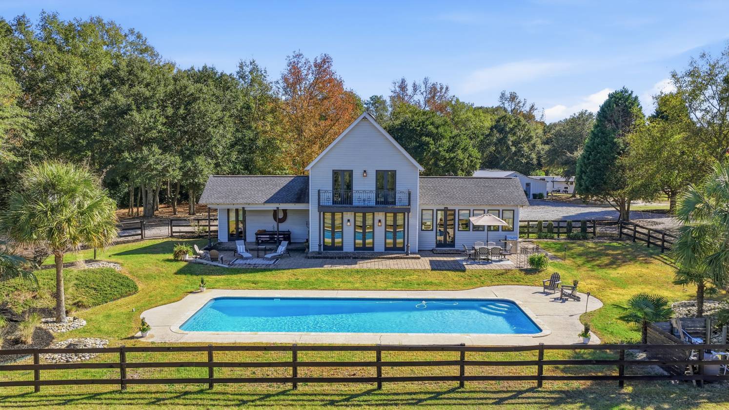 Horse Property for sale.