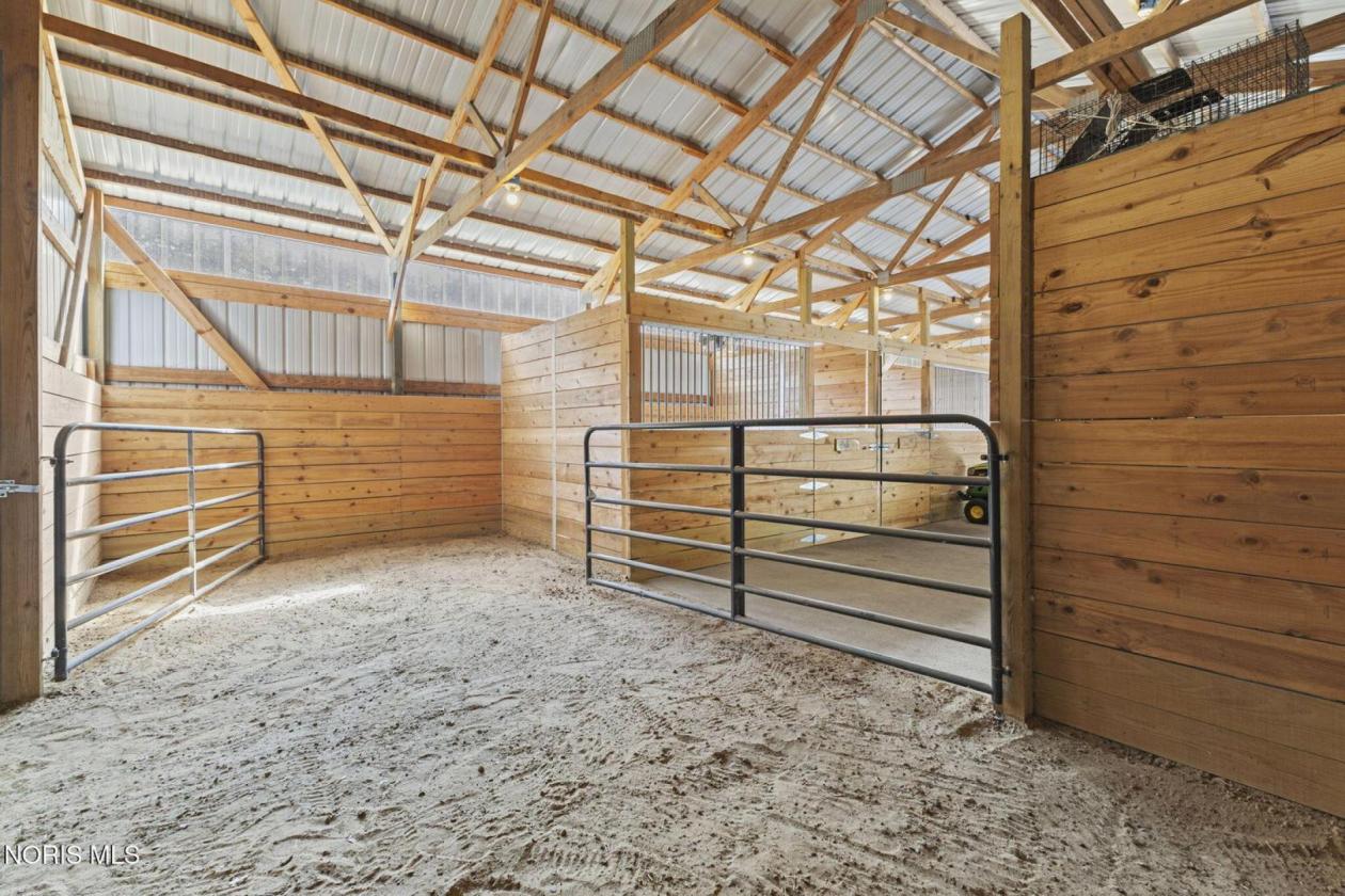 Amazing 15.5 Acre Equestrian Retreat - photo 24