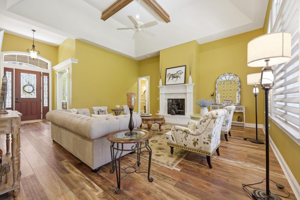 Luxury Equestrian Estate with Covered Arena - photo 19