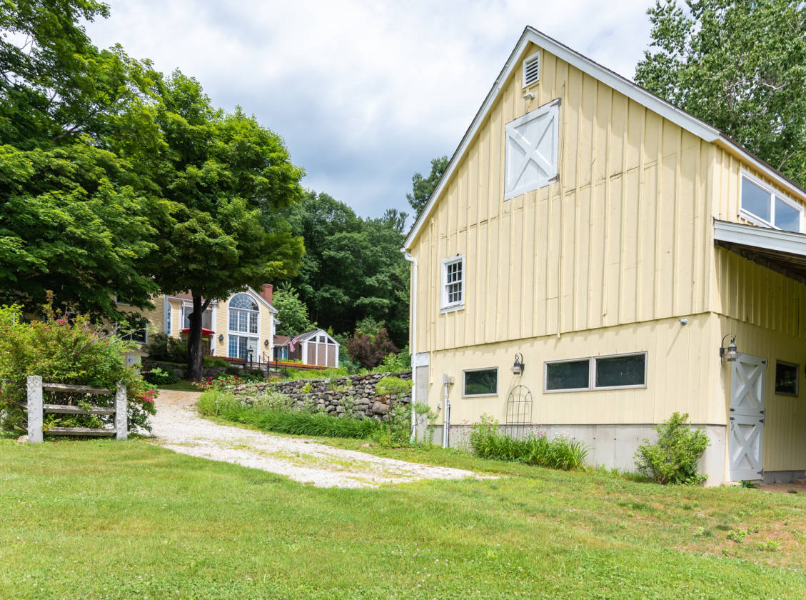 Gentleman's Farm on over 100 acres of land within one... Wilton