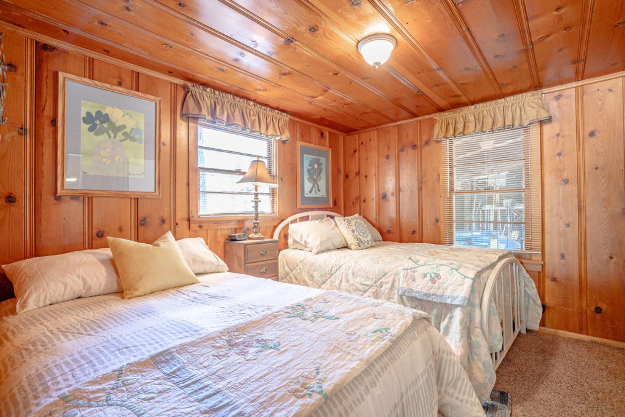 5 Cabins, Pond and Creek Frontage - photo 11