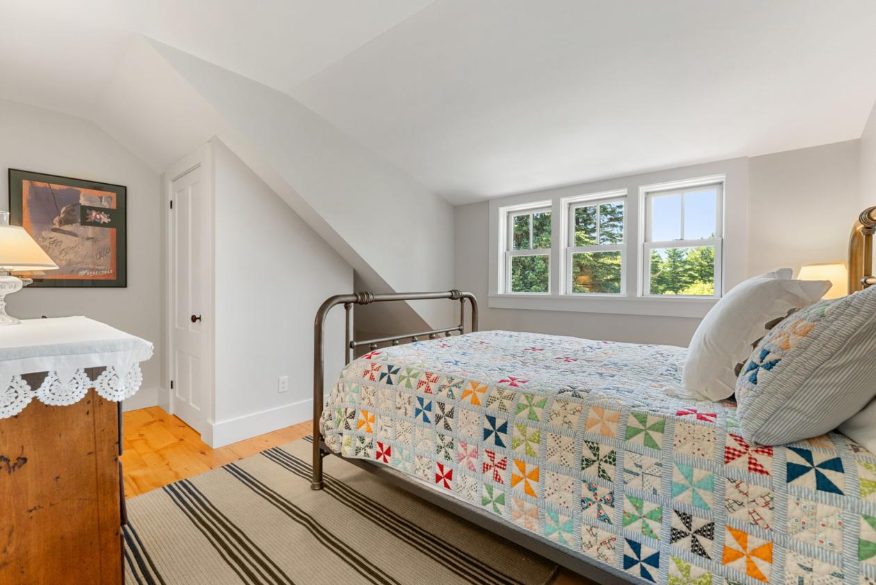 Equestrian estate with gorgeous Sugarbush views - photo 12