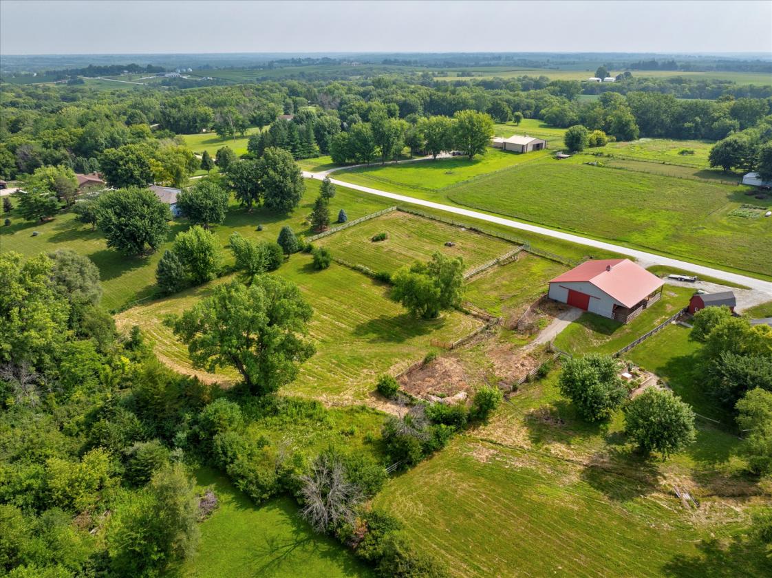 Turnkey Horse Property between Indianola + Norwalk - photo 22