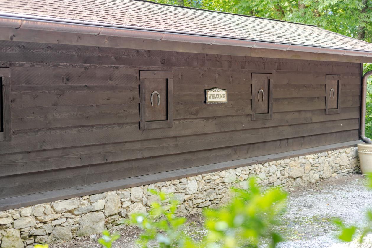 Where Luxury Living Meets The Equestrian Lifestyle - photo 26