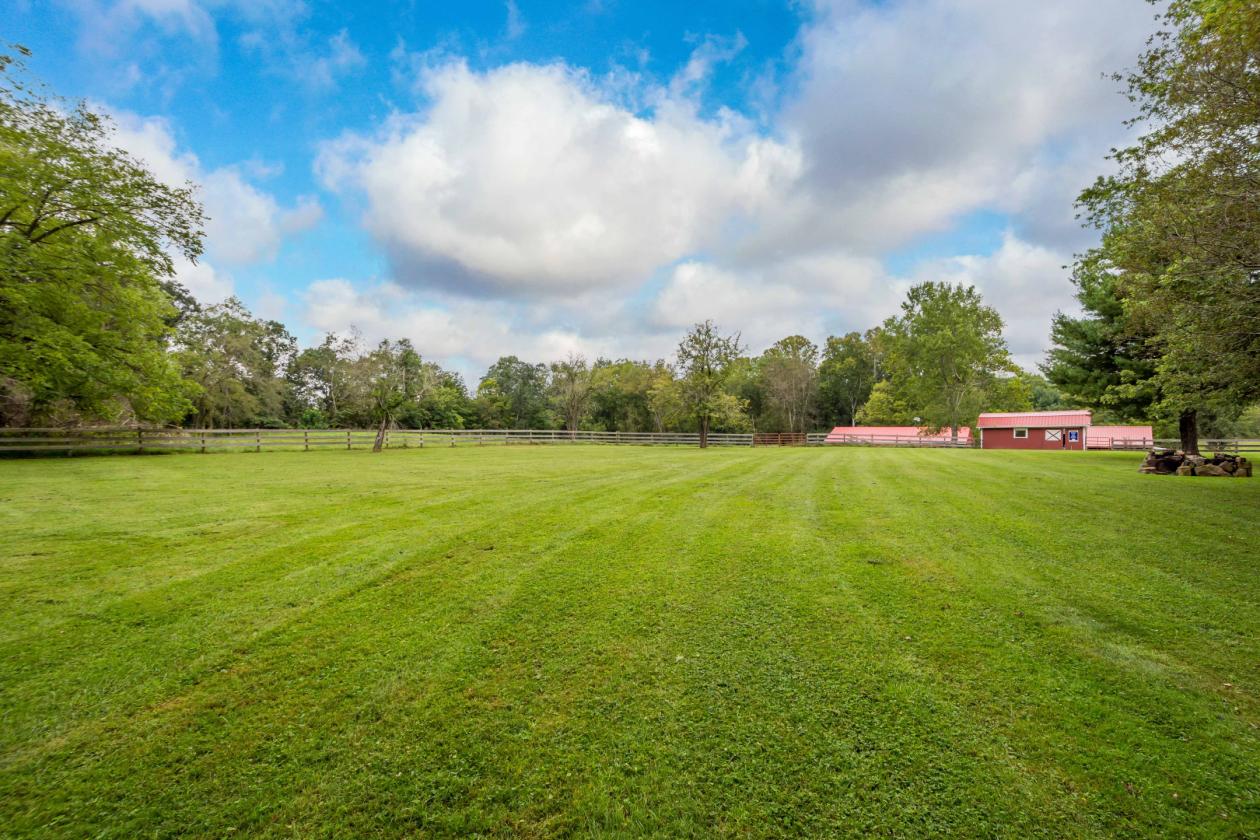 Rare Private Country Retreat - photo 7