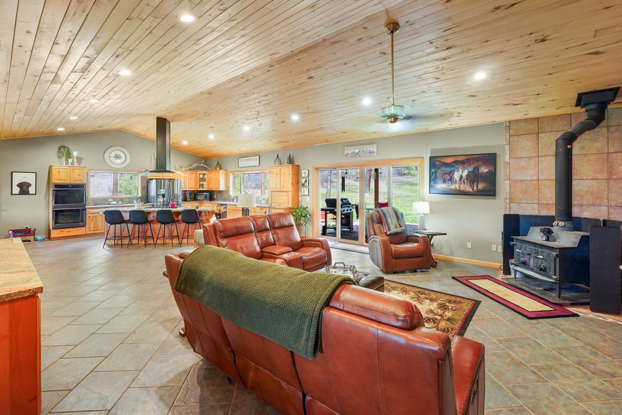 SW Colorado Ranch with 2 Houses and Forest Access - photo 15